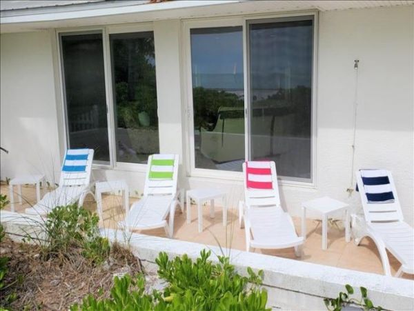 On Beach Longboat Key Vacation Home Three Bedrooms Sleeps 8
