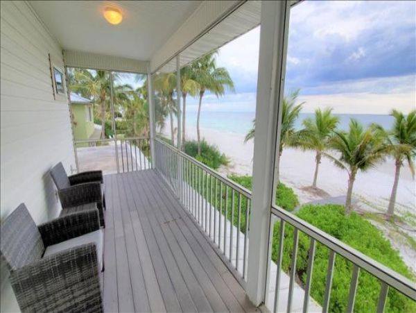 On Beach Longboat Key Vacation Home Three Bedrooms Sleeps 8