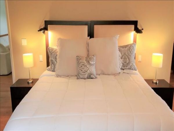 On Beach Longboat Key Vacation Home Three Bedrooms Sleeps 8