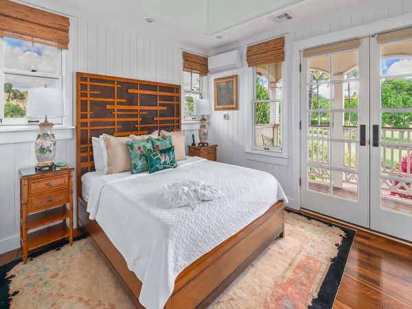 Kauai Vacation Rental Luxury 4-Bedroom Home with Pool & Ocean Views