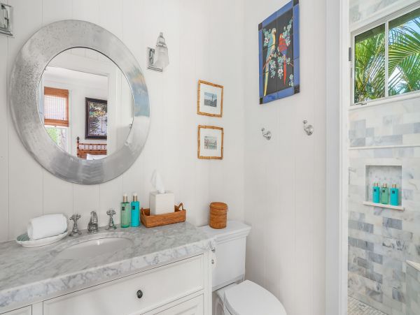 Kauai Vacation Rental Luxury 4-Bedroom Home with Pool & Ocean Views