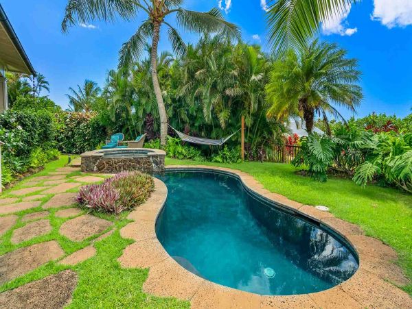 Kauai Vacation Rental Luxury 4-Bedroom Home with Pool & Ocean Views