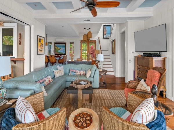 Kauai Vacation Rental Luxury 4-Bedroom Home with Pool & Ocean Views