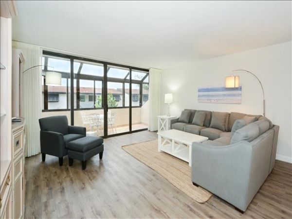 Siesta Key Vacation Condo Close To Beach!!! 5 Guests