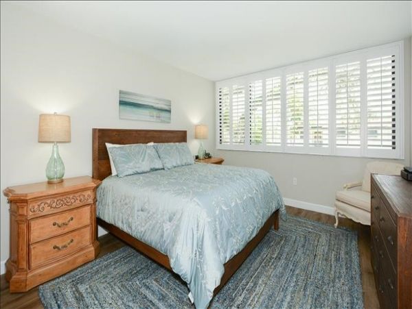 Siesta Key Vacation Condo Close To Beach!!! 5 Guests