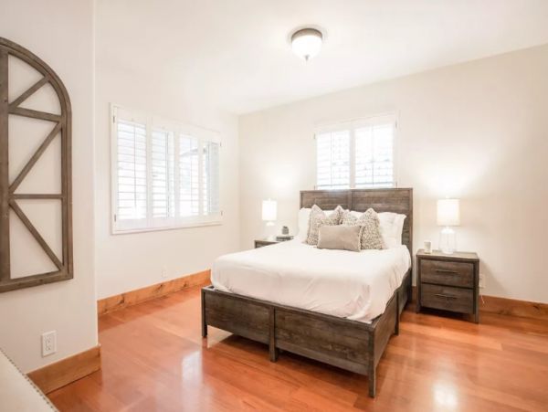 Temecula Vacation Rentals - Luxury 7 Bedrooms Chateau with Pool & Private Lake