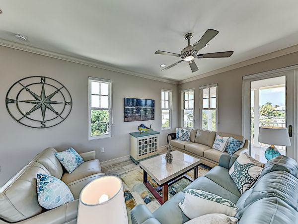 Marathon Luxury Vacation Home With Private Pool Sleeps 10