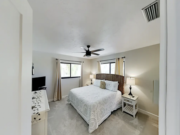 A Mere Mile From Sombrero Beach!