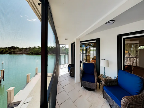 A Mere Mile From Sombrero Beach!