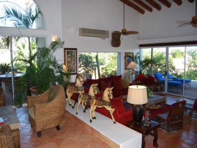 Sea View Six Bedroom Rental Home in Los Cabos Walk to Beach
