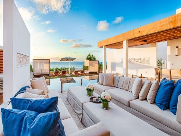 Anguilla Home 992924
