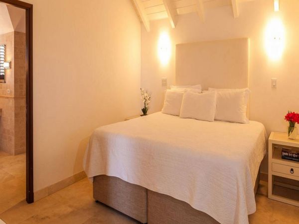 Anguilla Home 992926