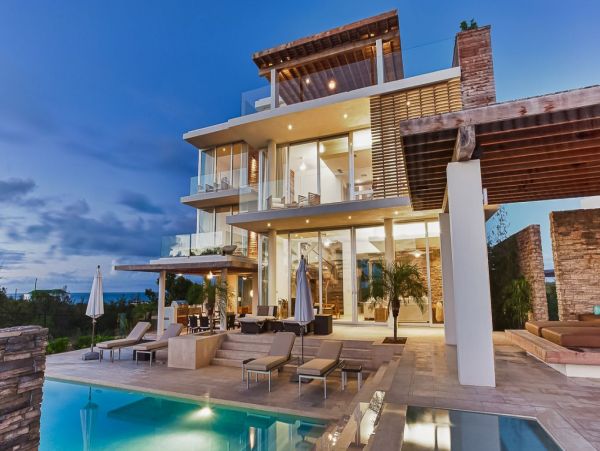 Anguilla Home 992928