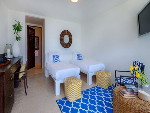 Anguilla Home 992931