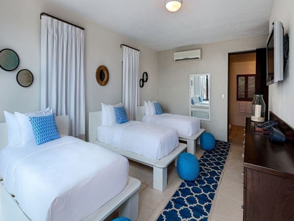 Anguilla Home 992931