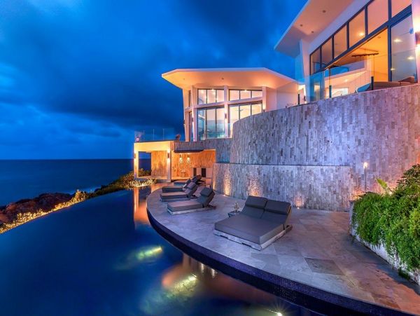 Anguilla Home 992933