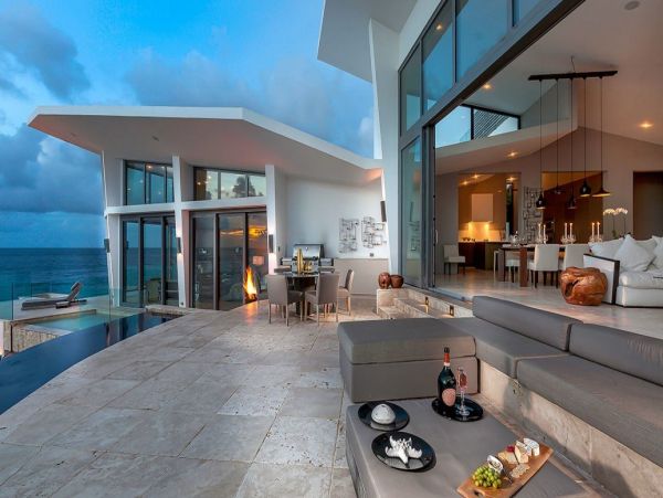 Anguilla Home 992933