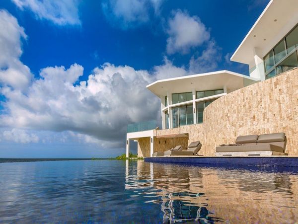Anguilla Home 992933
