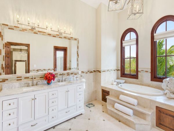 Anguilla Home 992934