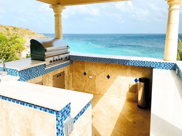 Anguilla Home 992934