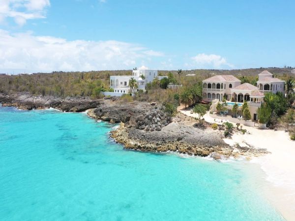 Anguilla Home 992934