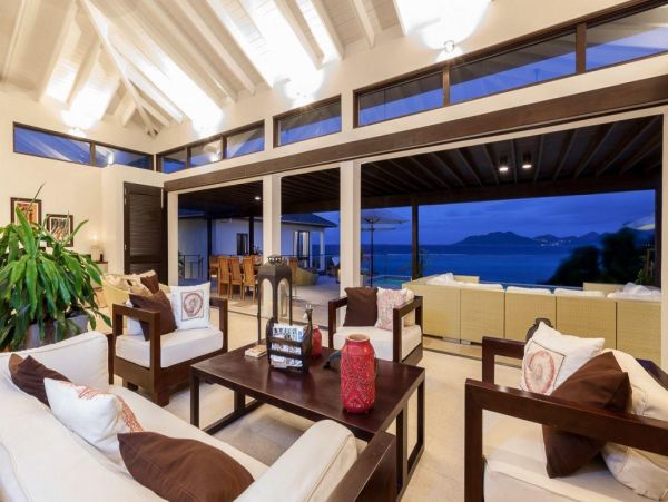 Anguilla Home 992935