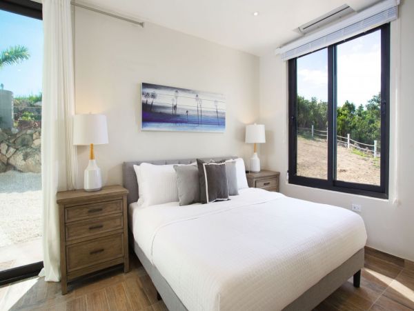 Anguilla Home 992936