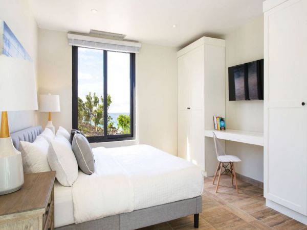 Anguilla Home 992936