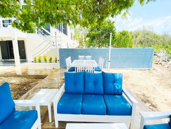 Anguilla Home 992936