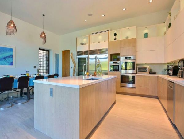 Bahamas Home 992944