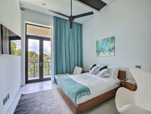 Bahamas Home 992944