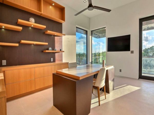 Bahamas Home 992944