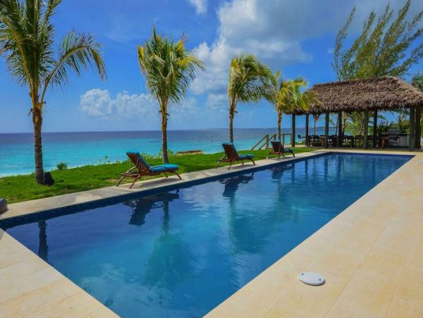 Bahamas Home 992944