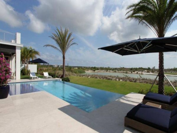 Bahamas Home 992947