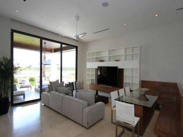 Bahamas Home 992947