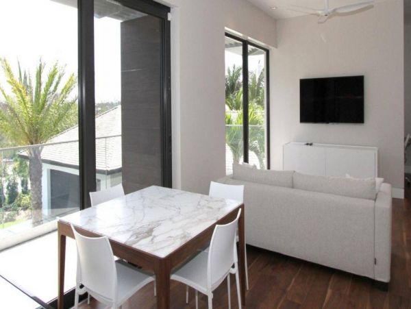 Bahamas Home 992947