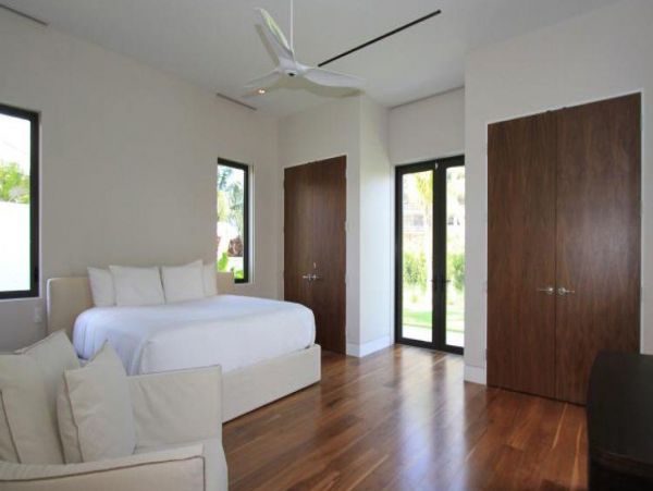 Bahamas Home 992947