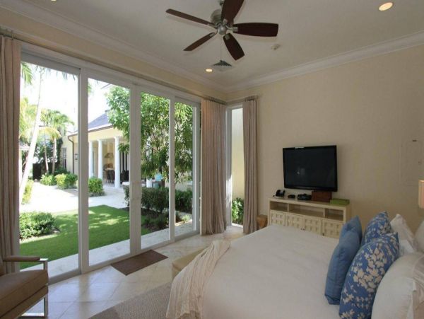 Bahamas Home 992948