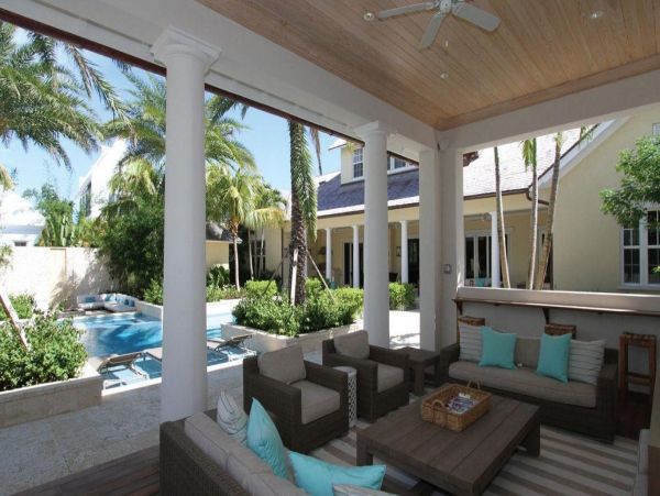 Bahamas Home 992948