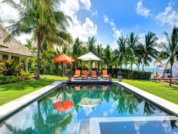 Bahamas Home 992949