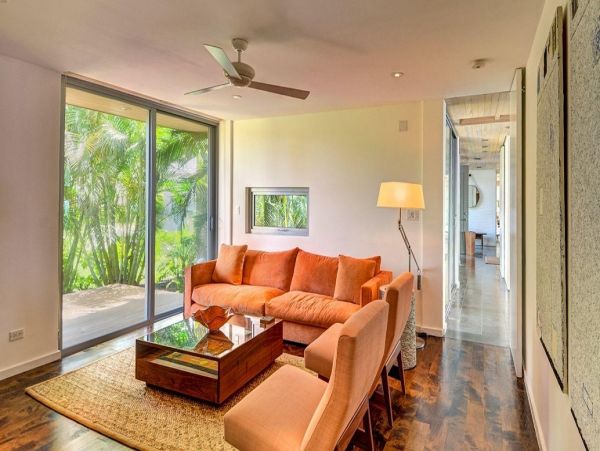 Bahamas Home 992949