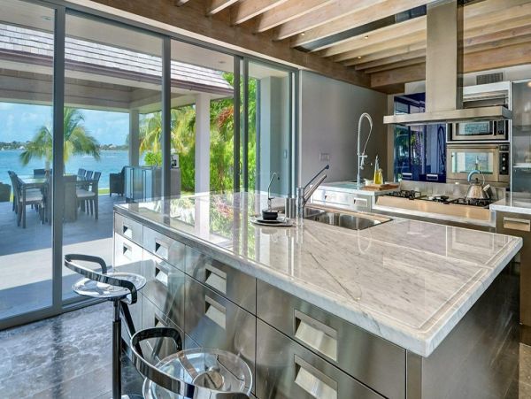 Bahamas Home 992949