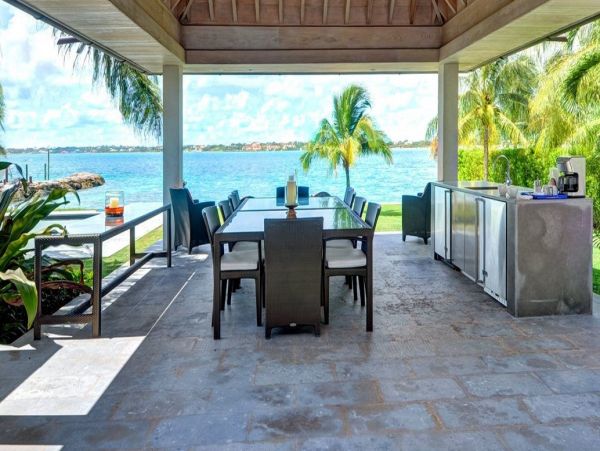 Bahamas Home 992949