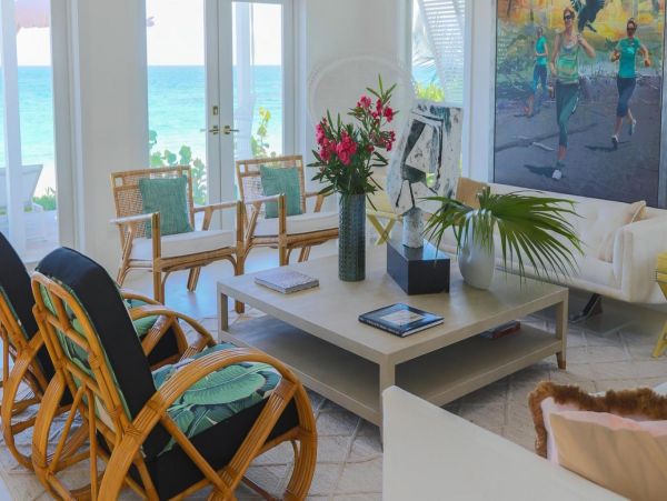 Bahamas Home 992950