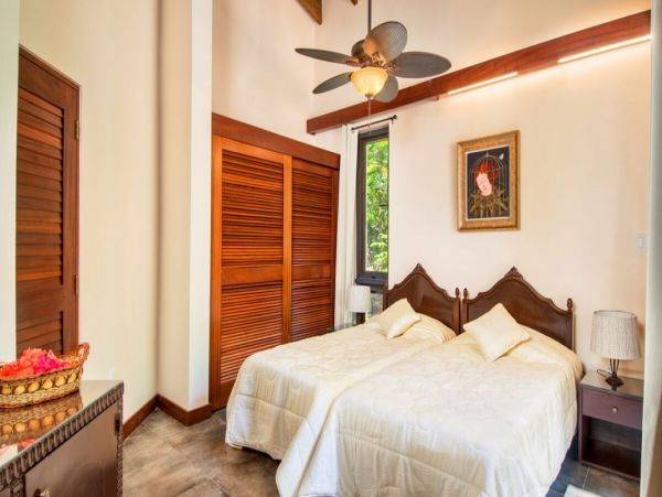 British Virgin Islands Home 992953