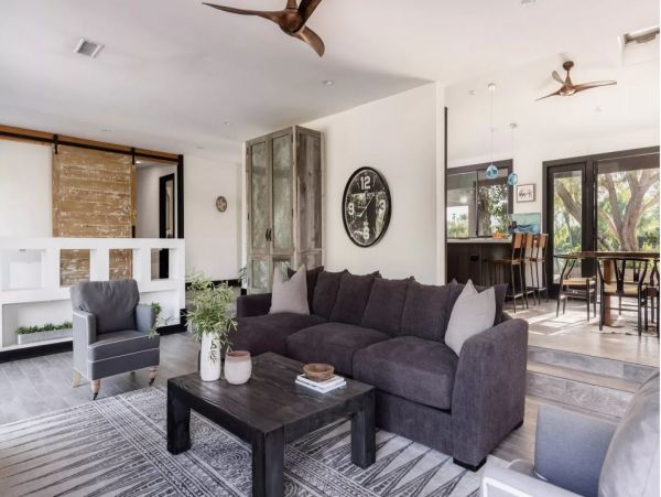 Palm Desert Home 992956
