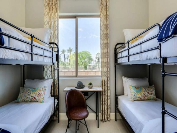 Palm Desert Home 992957