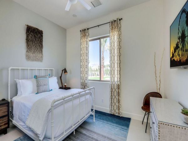 Palm Desert Home 992959