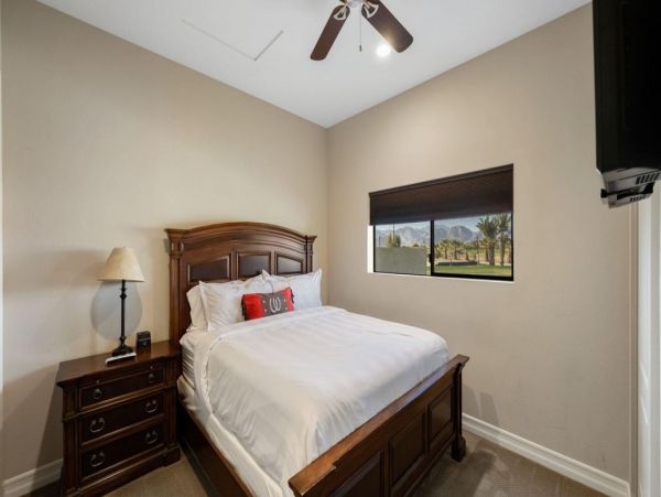 Palm Desert Home 992965