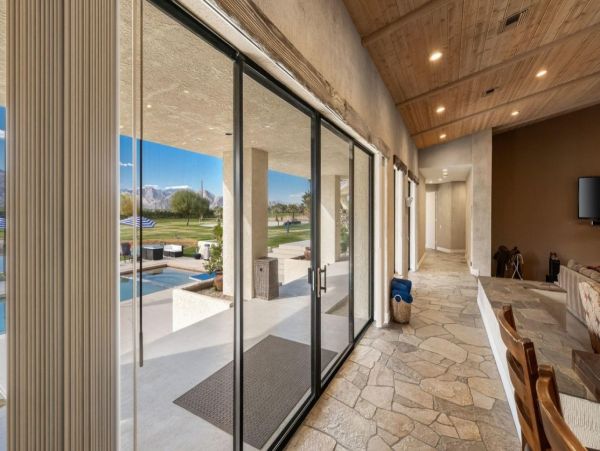 Palm Desert Home 992965